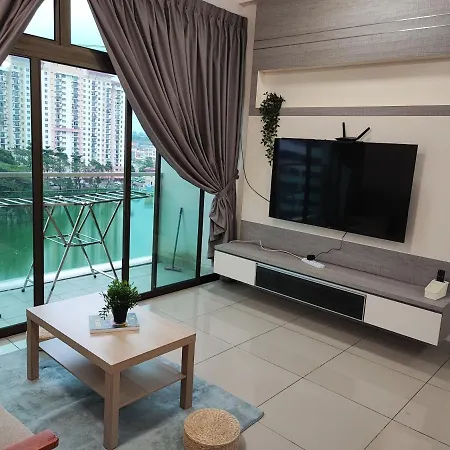 Calm And Peaceful Lake View Mount Austin Apartment Johor Bahru Exterior photo